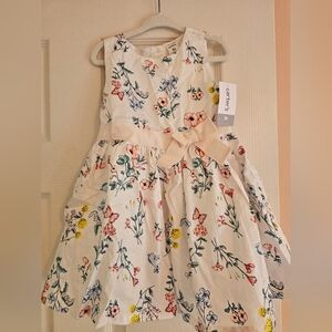 Girls dress